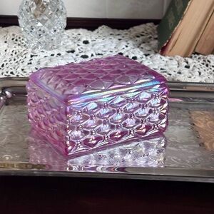 Vintage Fenton Iridescent Pink Diamond Quilted Glass Trinket Box